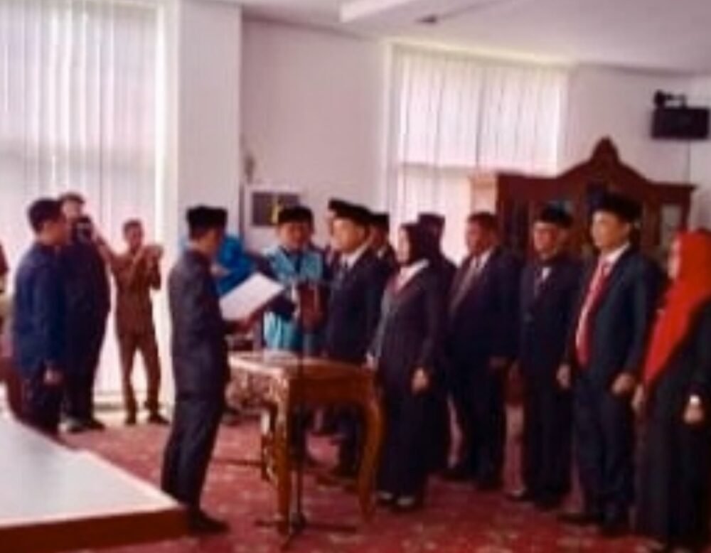 Wabup Kaur Abdul Hamid Lantik Sejumlah Pejabat Eselon II dan III
