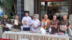 Kejari Jakarta Pusat Musnahkan Barang Bukti 108 Perkara, Ada 803 Gram Sabu dan Uang Palsu