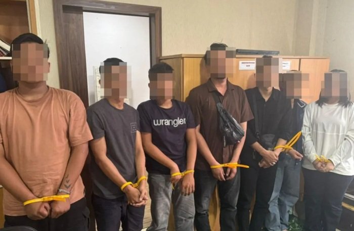 Polda Kepri Tangkap 17 Orang dalam Pengungkapan Jaringan Ekstasi di Batam