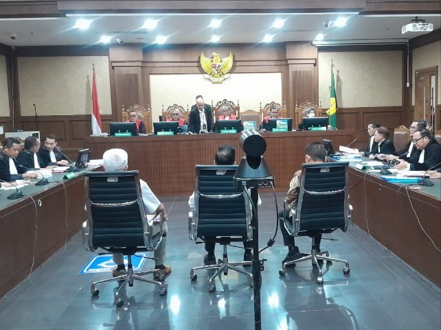 Sidang Febrie Adriansyah