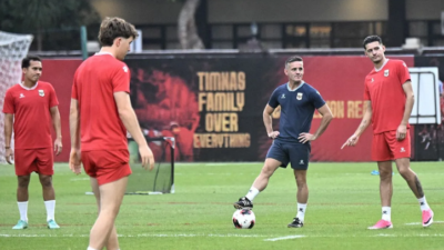 Herdman Cari Alphonso Davies Versi Indonesia
