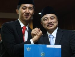 238 ASN Bekasi Diganjar Satyalancana, Harris Bobihoe Tagih Integritas dan Pelayanan Publik