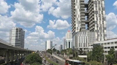 Cuaca Jakarta Hari Ini Cerah, Suhu di Jakarta Selatan Diprakirakan Capai 36 Derajat