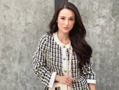 Julie Estelle